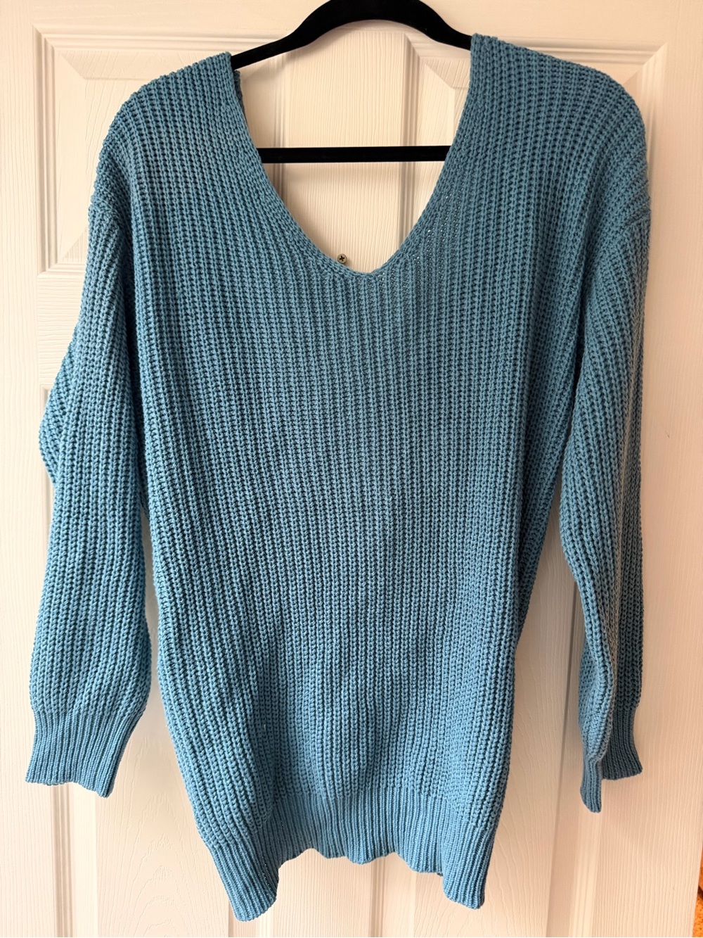 Forever 21 Light Blue V-Neck Knit Sweater